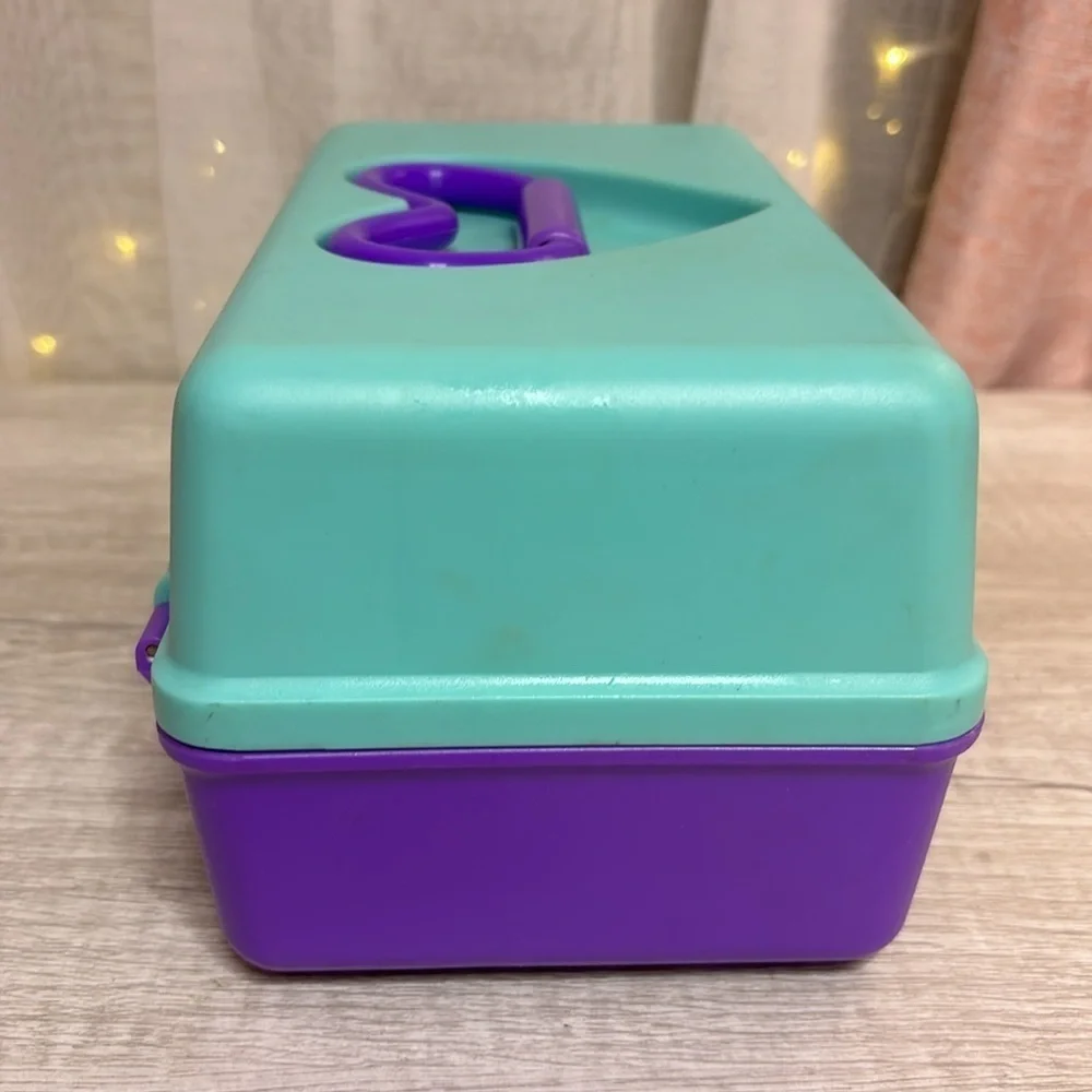 Vintage Naturally Pretty Cosmetics Case Travel Storage Jewelry Case